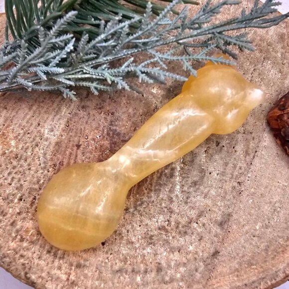 Nature Yellow Quartz Hand Carved Panda 3.2" Spoon. - Picture 3 of 10